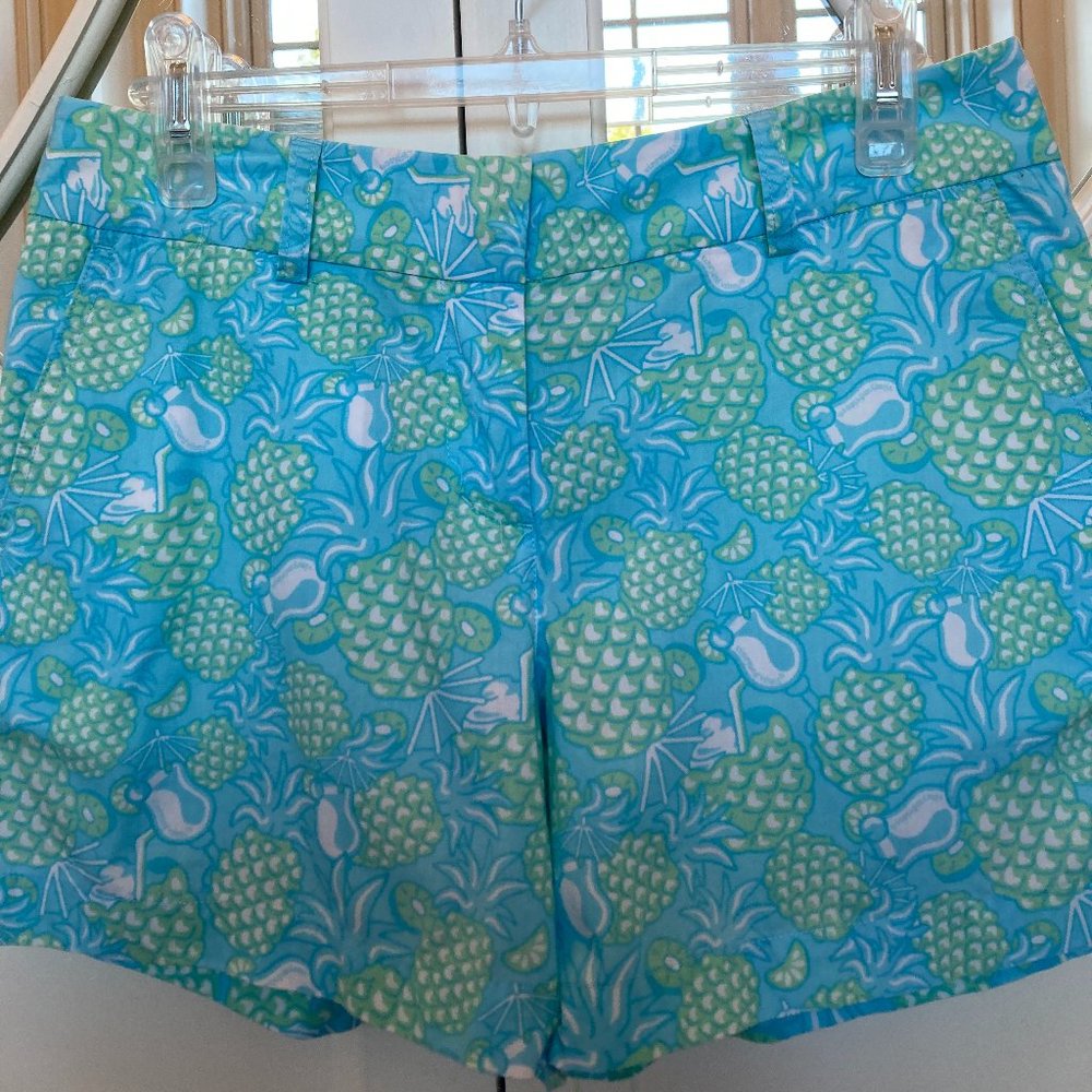 Vineyard Vines shorts